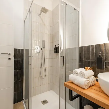 Konukevi Ventuno Dei Luxury - San Giovanni Roma