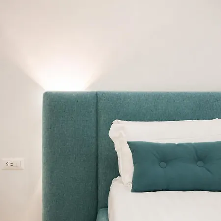 게스트하우스 Ventuno Dei Luxury San Giovanni 4*